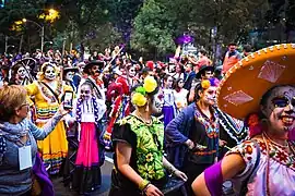 Une grande « procession des Catrinas » est organisée en octobre, comme ici le 26 octobre 2019