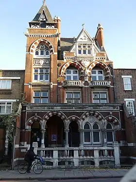 La bibliothèque de Durning, sur Kennington Lane (2018).