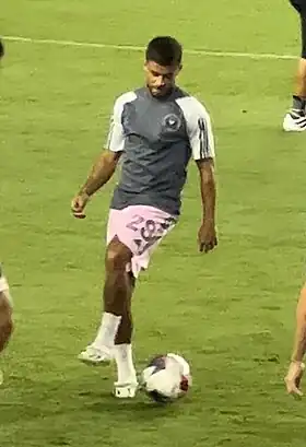 Image illustrative de l’article Edison Azcona