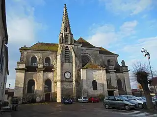 Église Saint-Christophe-et-saint-Pèlerin.