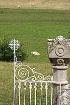 La grille du cimetière