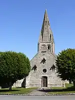 Façade de l'église.