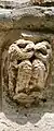 Deux oiseaux entrelacés avec deux dragons