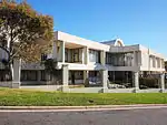 Ambassade à Canberra.