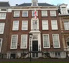 Ambassade à La Haye.