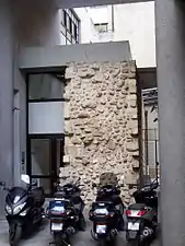 Vestiges de l'enceinte de Philippe Auguste aux nos&nbsp;48-50.