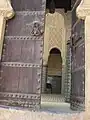 Porte d'entrée.