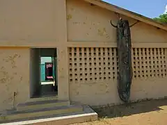 Entrée de la salle conférence villa Karo.