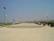 vue de la promenade le long de la plage de Mar Belo