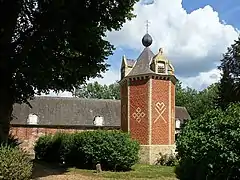 Le pigeonnier de 1606.