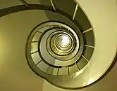 Une cage d'escalier en 2009.