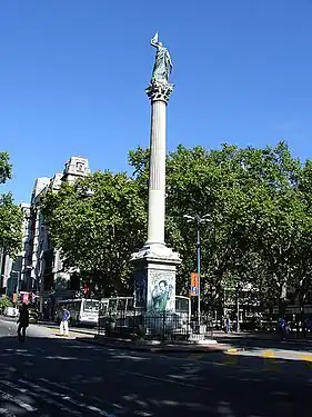 La Colonne de la Paix sur la place Cagancha.