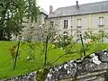 Extérieur du monastère.