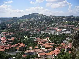 Vue du mont Denise depuis Le Puy-en-Velay.