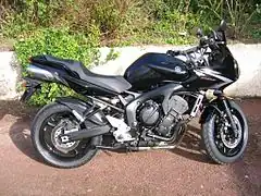 FZ6 Fazer S2 modèle 2007.