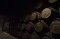 Tonneaux en bois de chêne de 530 litres.