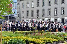 Le bagad Pays des Abers, dernier à se présenter