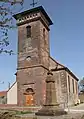 L'église, côté nord-ouest.