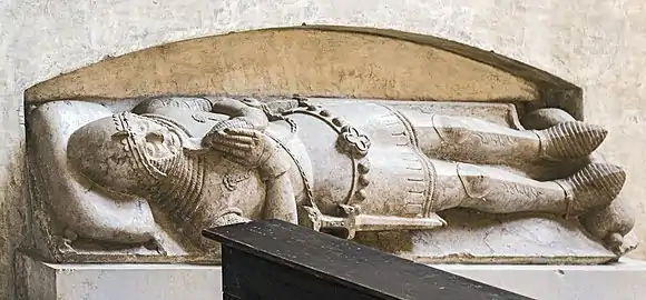 Gisant du XIVe&nbsp;siècle.