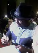 Babou Ceesay&nbsp;(en) interprète Martin