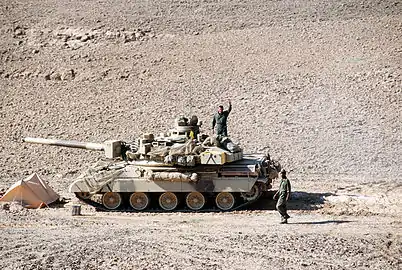 Char AMX-30 B2 du 4e régiment de dragons près d'As Salman, en Irak.