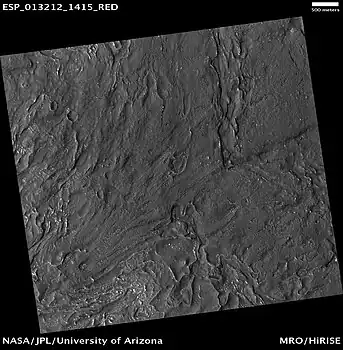 Région au terrain tourmenté près de Reull Vallis, 38,3°&nbsp;S et 96,9°&nbsp;E.