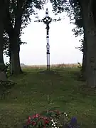 Calvaire au bord de la D 117.