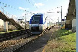 Arrêt d'un TER Elbeuf - Saint-Aubin&nbsp;– Rouen&nbsp;– Yvetot.
