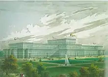 Un grand bâtiment aux formes très carrées, tout en verre et métal. Jet d'eau et petit personnages qui promènent dans un jardin au premier-plan.