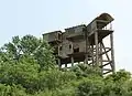 La carcasse du four abandonné.