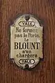 Plaque indicative d'un blount.