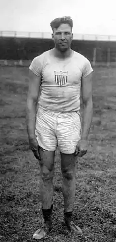 Image illustrative de l’article Gus Pope