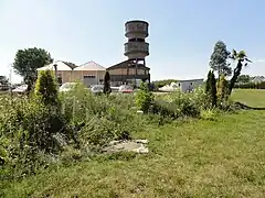 Le puits Hérin no&nbsp;2 dans son environnement.