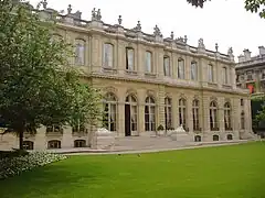 Façade coté jardin.