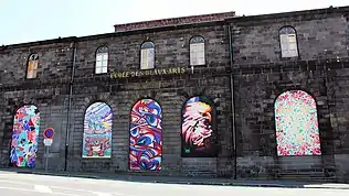 fresques street art halle aux blés clermont-ferrand