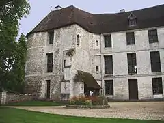 La façade du XVIIe siècle du château.