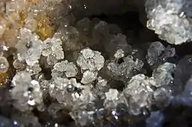 Hémimorphite - Germs-sur-l'Oussouet, Hautes-Pyrénées, France (Vue 1,5&nbsp;cm)