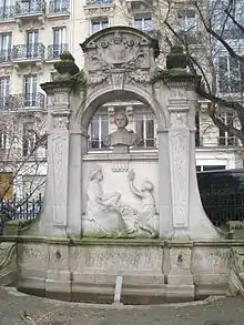 Monument à Octave Gréard, par Jules Chaplain (1909).