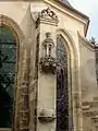 Abside, niche à statue.