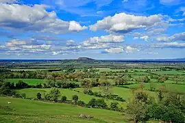La colline dans la plaine.