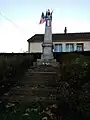 Le monument aux morts.