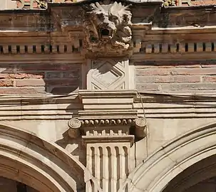 no&nbsp;46 : pilastre Renaissance.