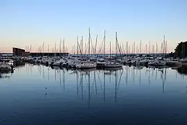 Port de plaisance « Serge Reigniez ».