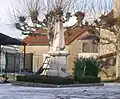 Monuments aux morts.