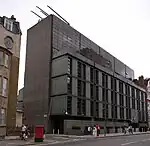 Ambassade à Londres.