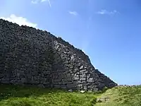 Mur de l'enceinte intérieure.