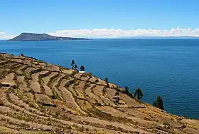 L'île d'Amantaní vue depuis l'île de Taquile