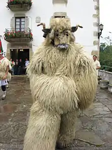 Hartza (l'ours)Ituren (Navarre)