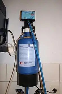 Système d'échangeur d'ions avec contrôle de la conductance électrique (0,1 μS/cm affiché).