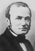  Portrait d'un homme en costume